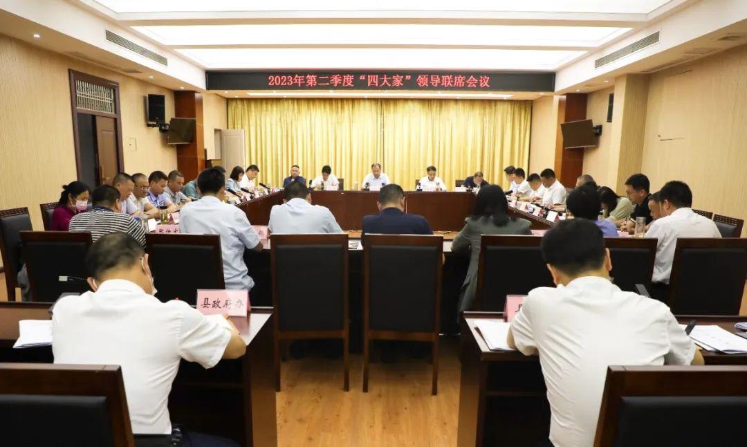肖吉武，城市中的溫情時光日常